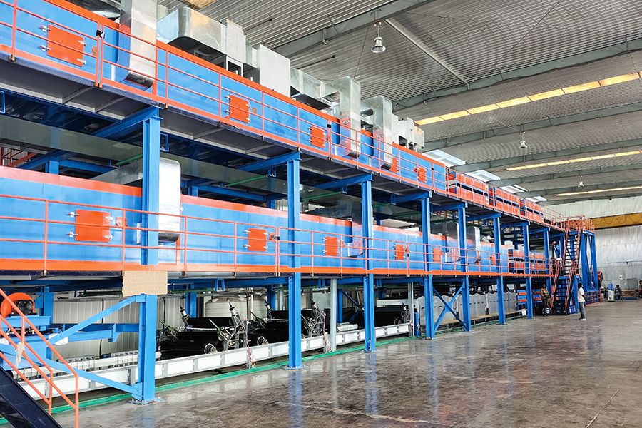 Linea di produzione a doppia cottura con rivestimento in alluminio a triplo colore